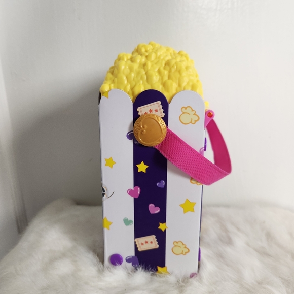 Polly Pocket Un-Box-It Playset Popcorn Bucket Movie Theater with Accessories - Picture 5 of 12